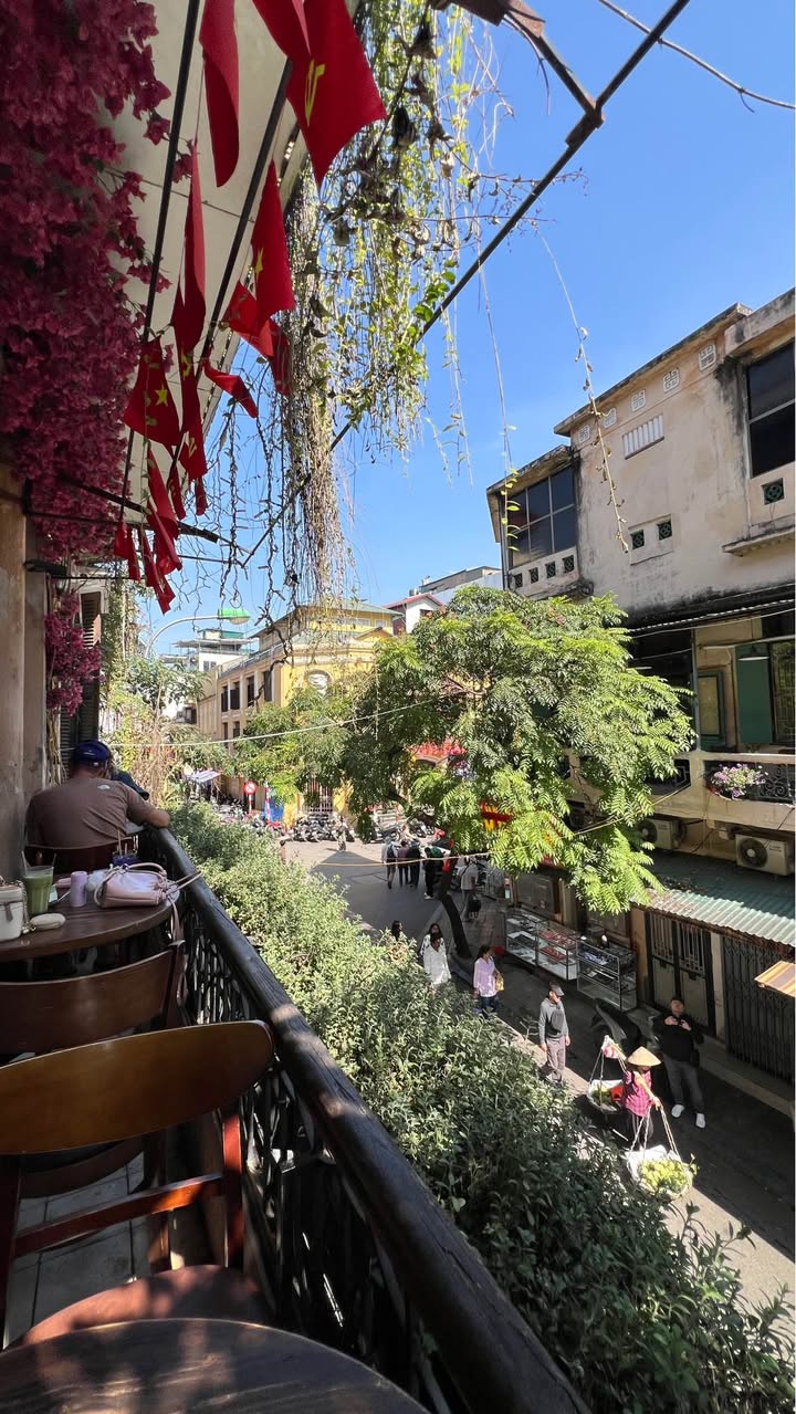 Cho thuê mặt bằng Hàng Ngang, Quận Hoàn Kiếm 30m² - Vị trí đắc địa, giá tốt!