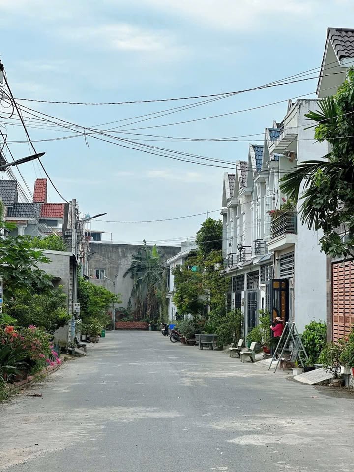 Đất nền Trảng Dài, Biên Hòa 110m² giá 1.58 tỷ - Sổ hồng chính chủ, thuận tiện xây dựng