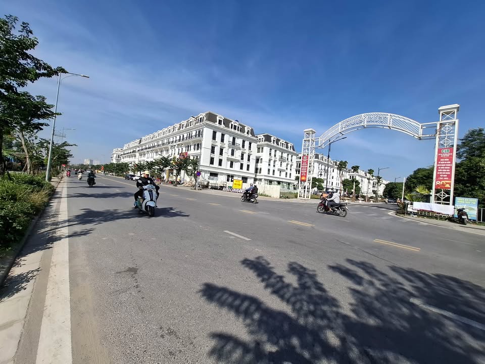 Đất nền KĐT Louis Hoàng Mai 100m² giá thỏa thuận - Vị trí đắc địa, cơ hội đầu tư tuyệt vời!