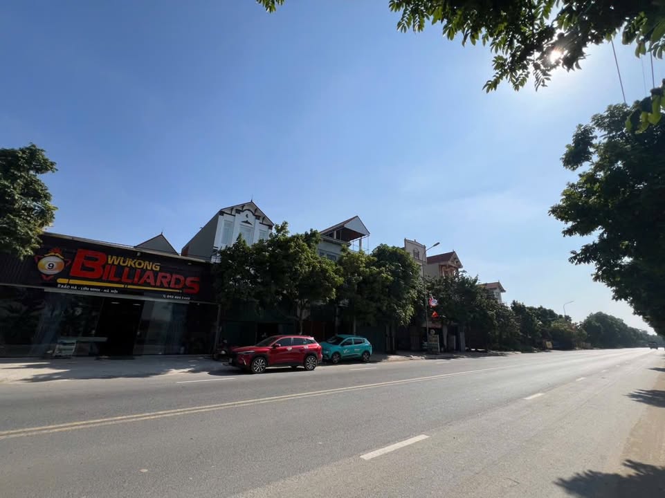 Nhà 3 tầng mặt đường tỉnh lộ 417, Đan Phượng, 75m² giá 7 tỷ - Đầu tư sinh lời ngay!