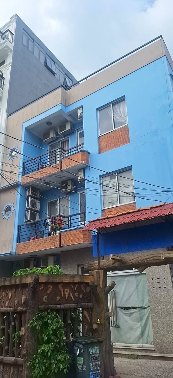 Căn hộ dịch vụ Bình Tân 270m² giá 16.2 tỷ - Đầu tư sinh lời ngay!