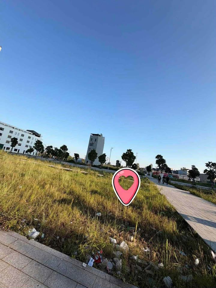 Đất Chính Chủ 3 Mặt Tiền 84m² Đối Diện Trường THCS Tân Tiến - Cơ Hội Đầu Tư Hiếm Có!