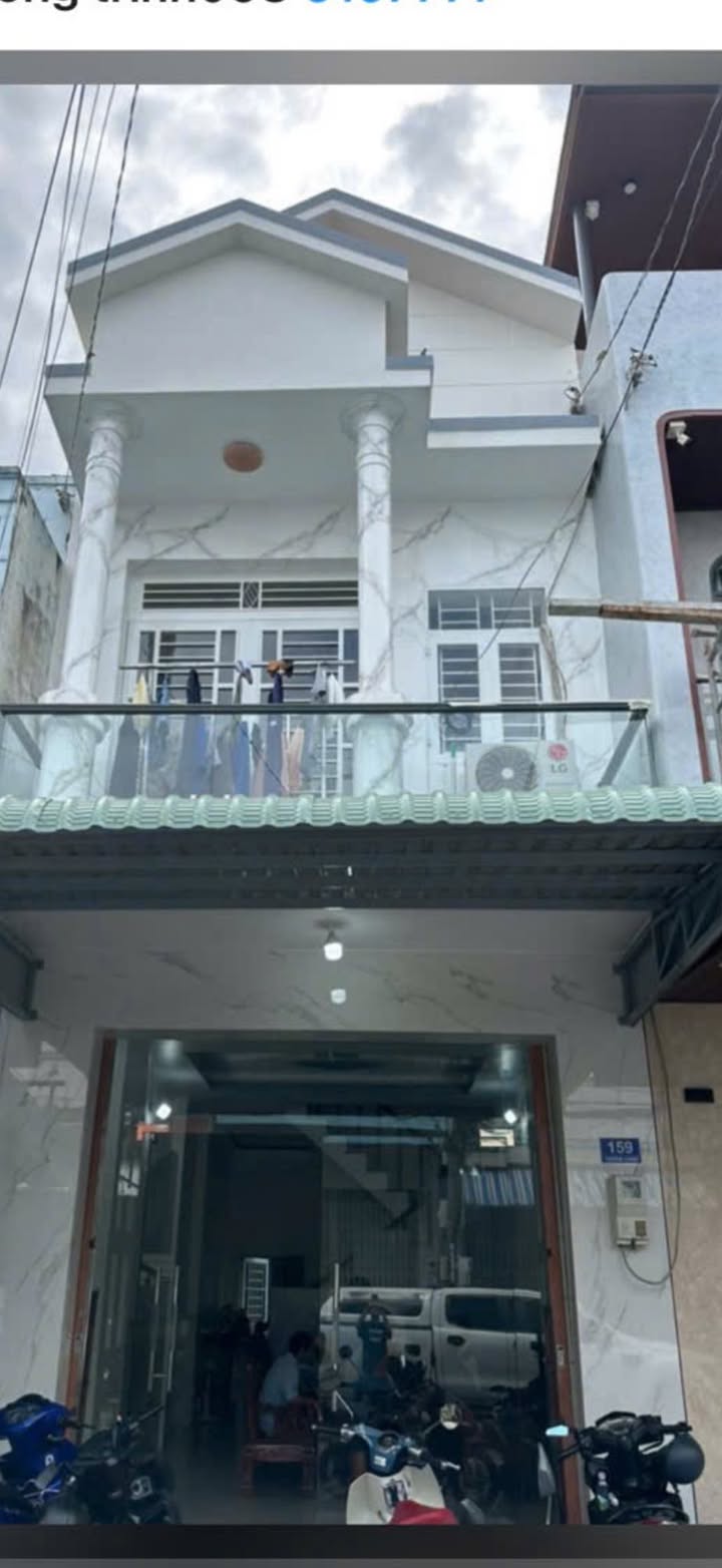 Nhà đẹp phường Mỹ Phước, Long Xuyên 100m² giá 2 tỷ - Đầy đủ nội thất, vào ở ngay!