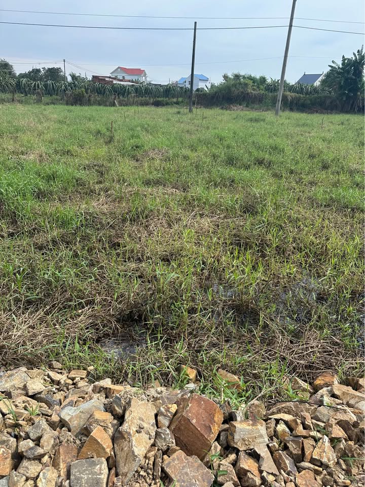 Đất thổ cư Hàm Liêm 200m² giá 750 triệu - Sổ đỏ chính chủ!