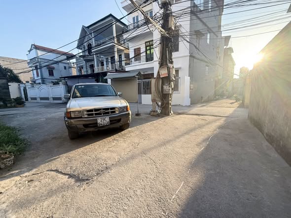 Nhà 4 tầng mới xây tại Giang Biên Long Biên 35m² giá 4.6 tỷ - Chính chủ giao dịch ngay!