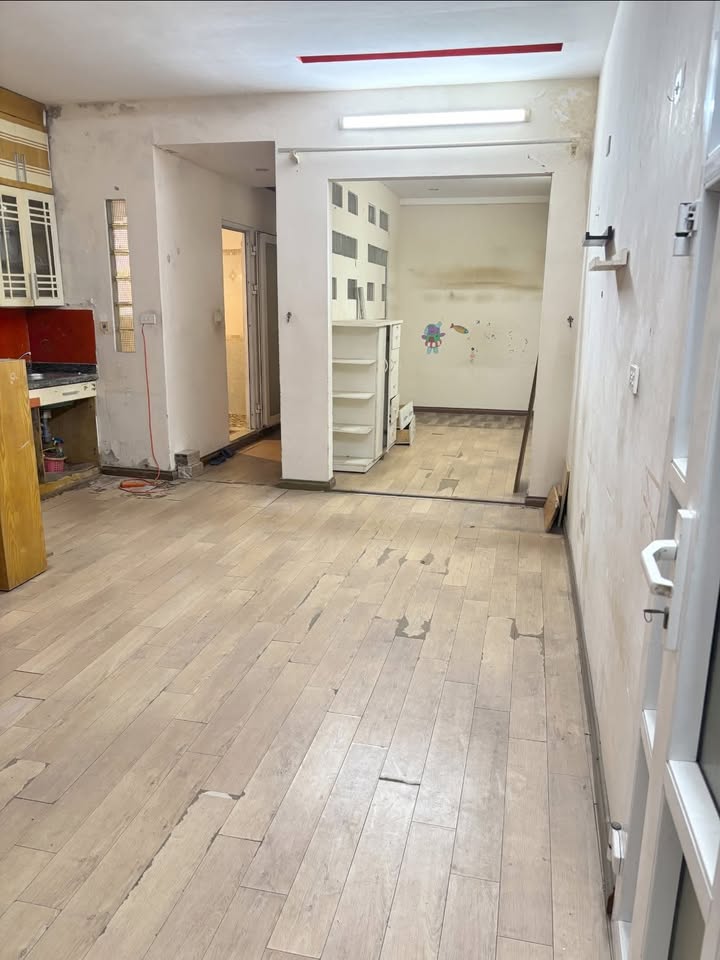 Căn hộ Nguyễn Thái Học, Đống Đa 80m² giá 4.99 tỷ - Đầu tư lý tưởng!