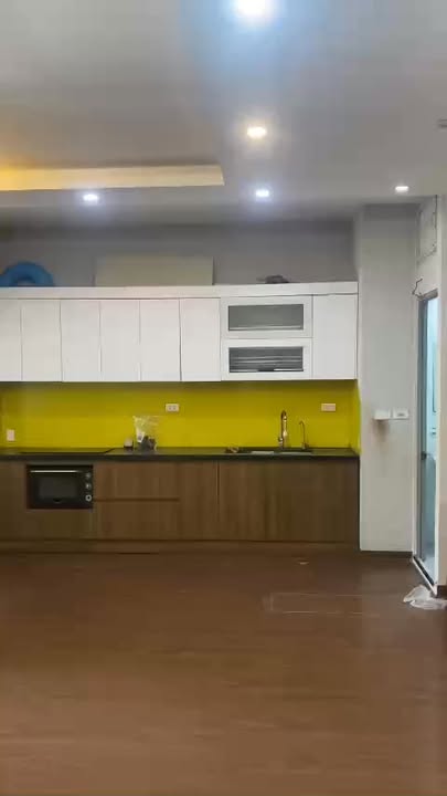 Căn hộ 2PN 19T5 Kiến Hưng 70m² giá 3 tỷ - Sổ đỏ chính chủ, nội thất đầy đủ!