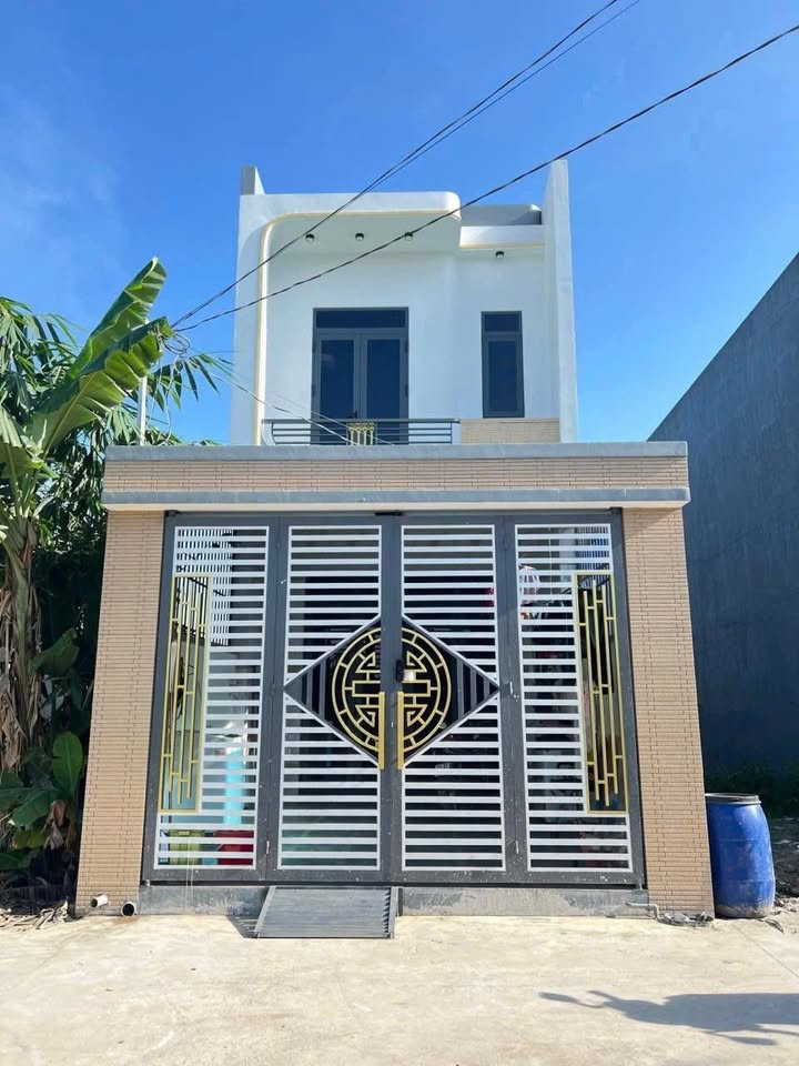 Nhà 1 Lầu 1 Trệt Tại Tân Phước Khánh 107.8m² Giá 2.39 Tỷ - Nhà Mới 100%