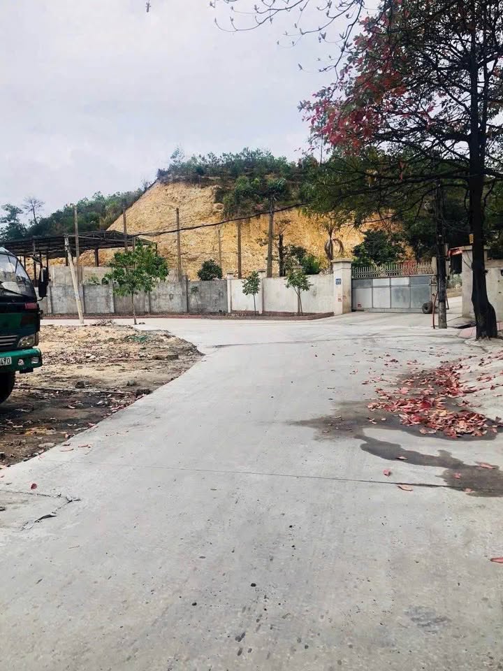 Đất nền Hạ Long 73m² giá 1.5 tỷ - Đường trước mặt ô tô tránh nhau!