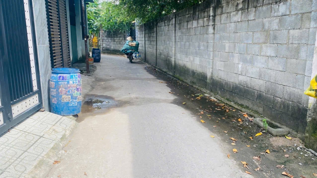 Đất thổ cư 95,4m² gần chợ Dĩ An - Giá 3,5 tỷ, xây dựng tự do!