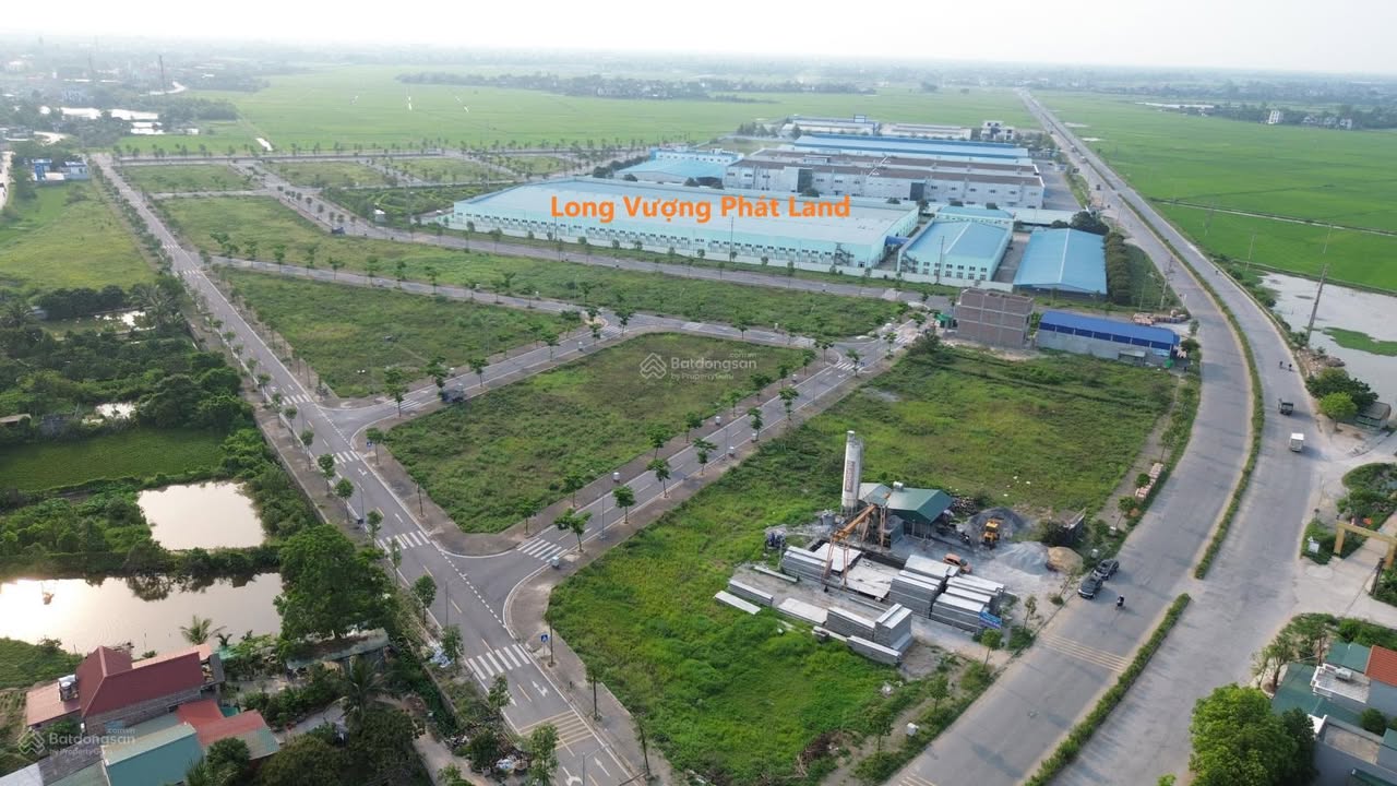 Đất phân lô sổ đỏ KĐT Hà Phương 4, Nhân Chính 100m² giá chỉ 1.7 tỷ - Cơ hội đầu tư sinh lời!