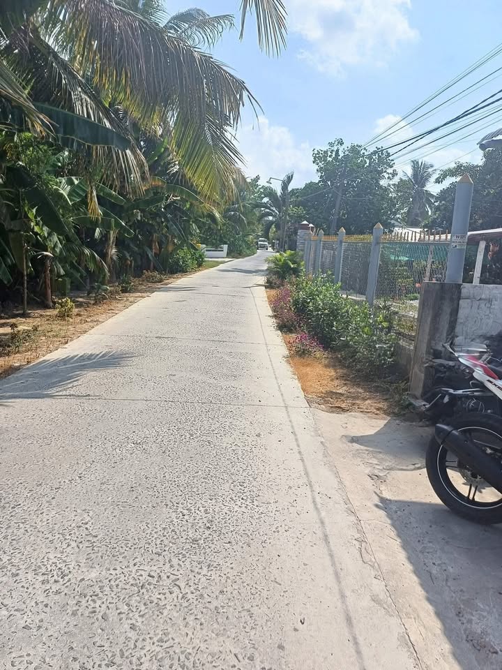 Nhà riêng Phú Quới, Vĩnh Long 176m² giá 850 triệu - Gần chợ tiện lợi!