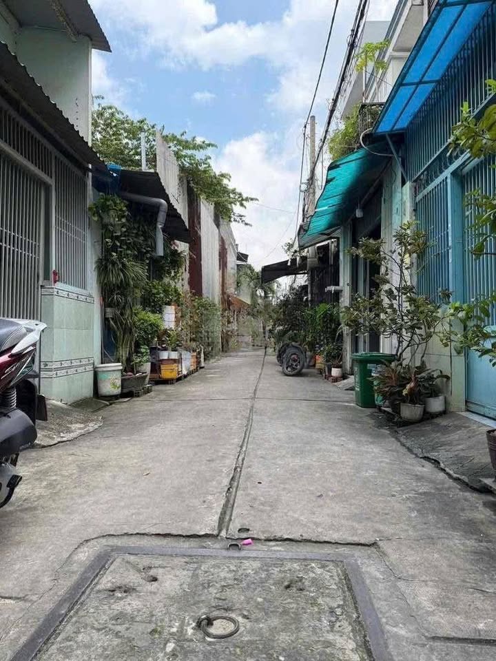 Nhà riêng Bình Tân 48m² giá 4.67 tỷ - Hẻm xe hơi, nở hậu