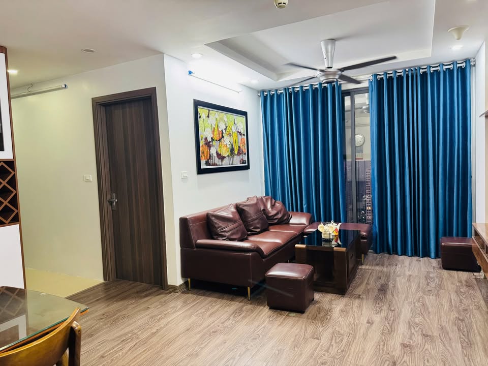 Căn hộ cho thuê 2 phòng ngủ Chung cư Helios 75 Tam Trinh 68m² - View Times City đẹp mê ly!