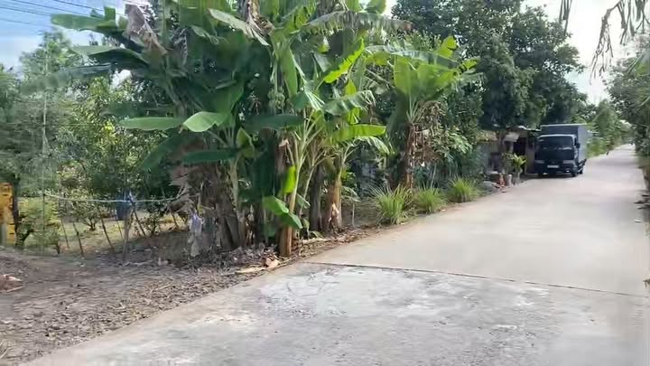 Đất thổ cư 7500m² đường Khai Hoang, U Minh - Giá chỉ 690 triệu, thương lượng mạnh!