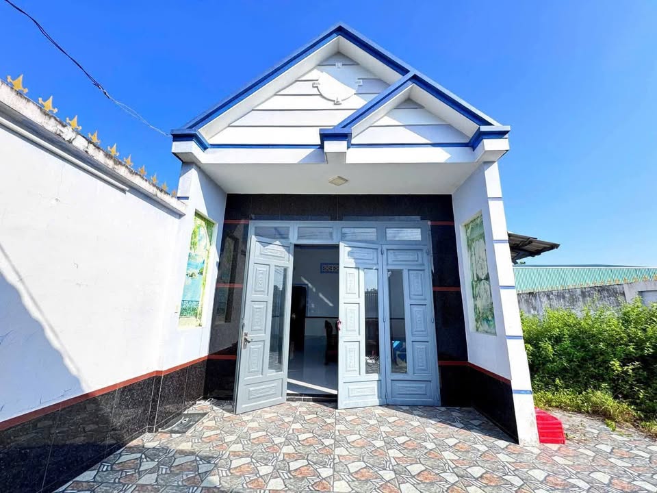 Nhà 5x26m tại xã Hòa Khánh Nam, Đức Hòa, Long An giá 1.29 tỷ - Cần bán gấp!