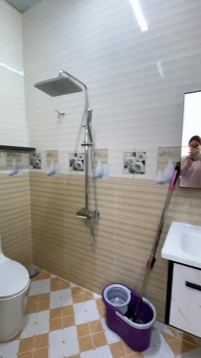 Nhà mặt tiền Ngọc Hân Công Chúa 100.8m² giá 2.35 tỷ - Cơ hội kinh doanh tuyệt vời!