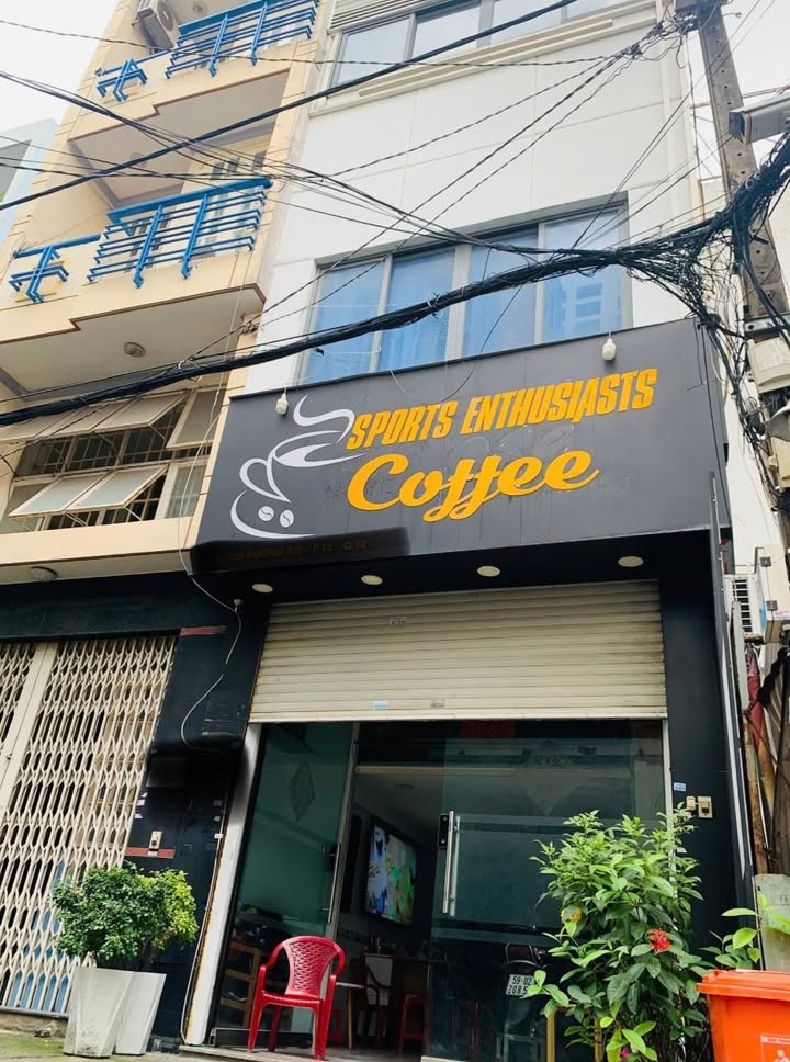 Nhà phố quận 10 35m² giá 8.8 tỷ - Ô tô đậu trước nhà, không lộ giới!