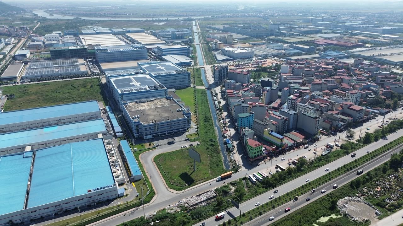 Nhà 3 tầng Quang Châu, Bắc Ninh 120m² giá 10.6 tỷ - Đang cho thuê 20 triệu/tháng!