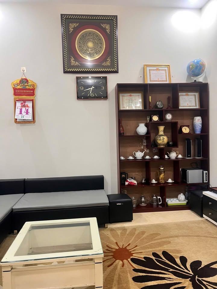 Biệt thự vườn Tăng Tiến 180m² giá 3.5 tỷ - Chính chủ bán gấp!