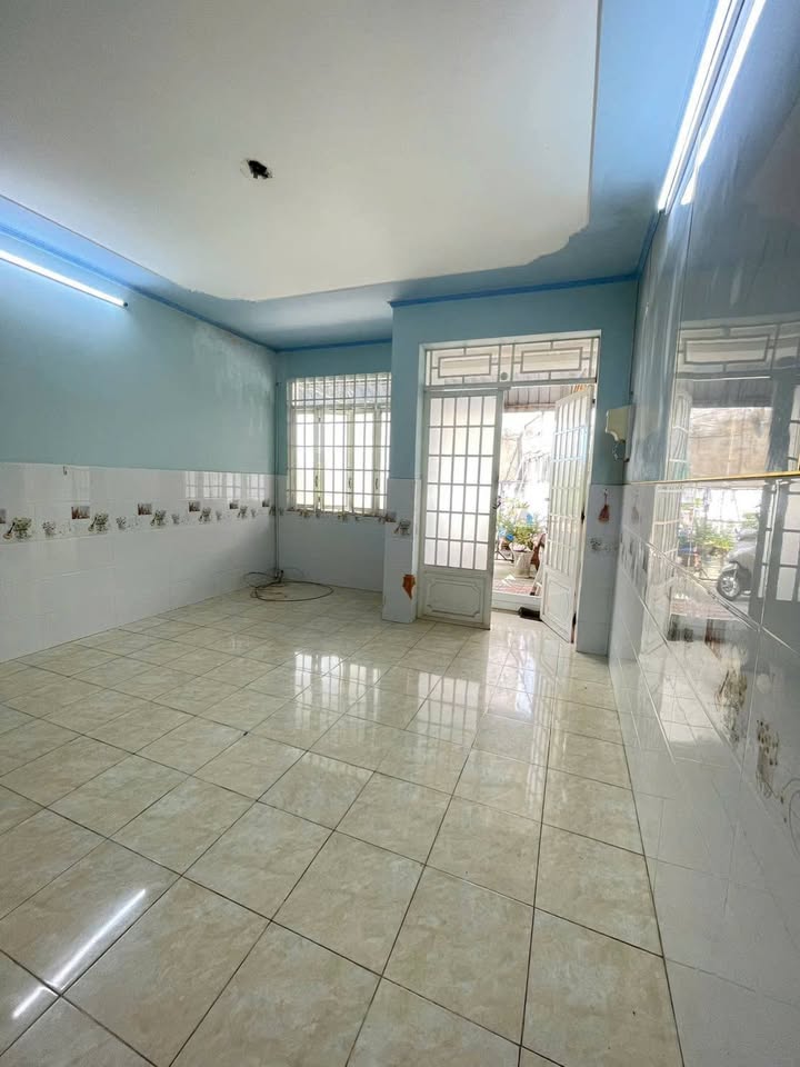 Nhà cho thuê hẻm Nguyễn Văn Cừ, Cần Thơ 130m² giá 5 triệu - Thích hợp ở và kinh doanh!