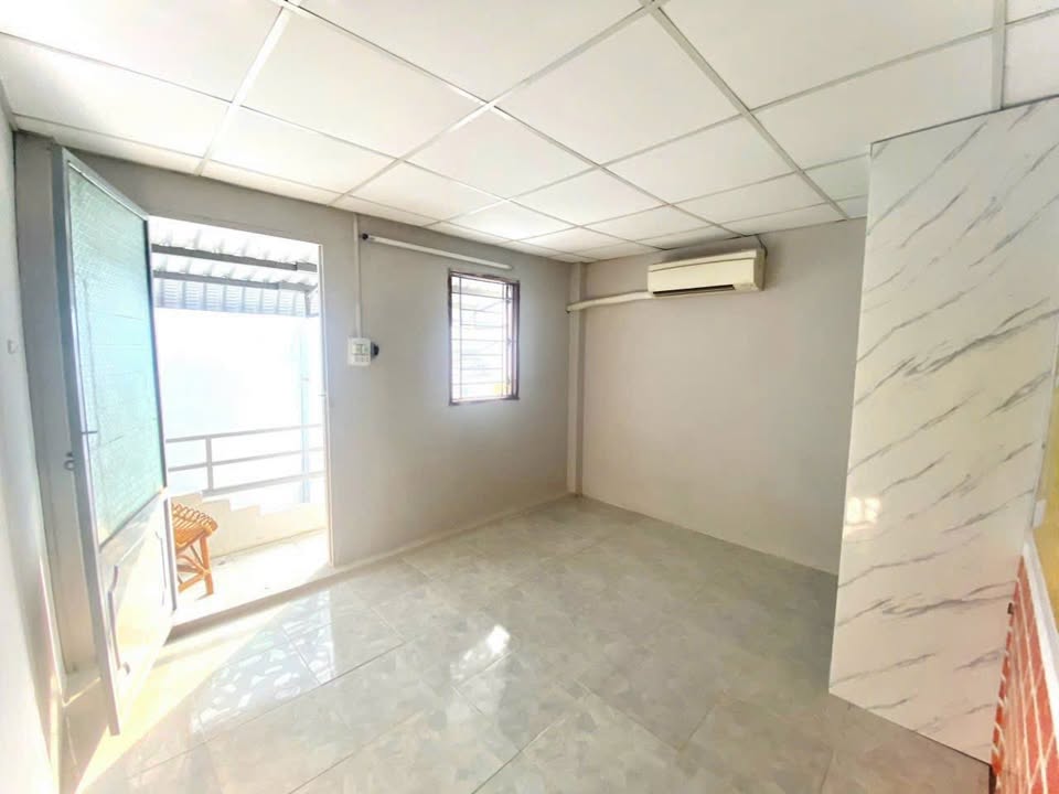Phòng trọ Hồ Bún Xáng Cần Thơ 25m² giá chỉ 2.4 triệu - Máy lạnh mát mẻ!