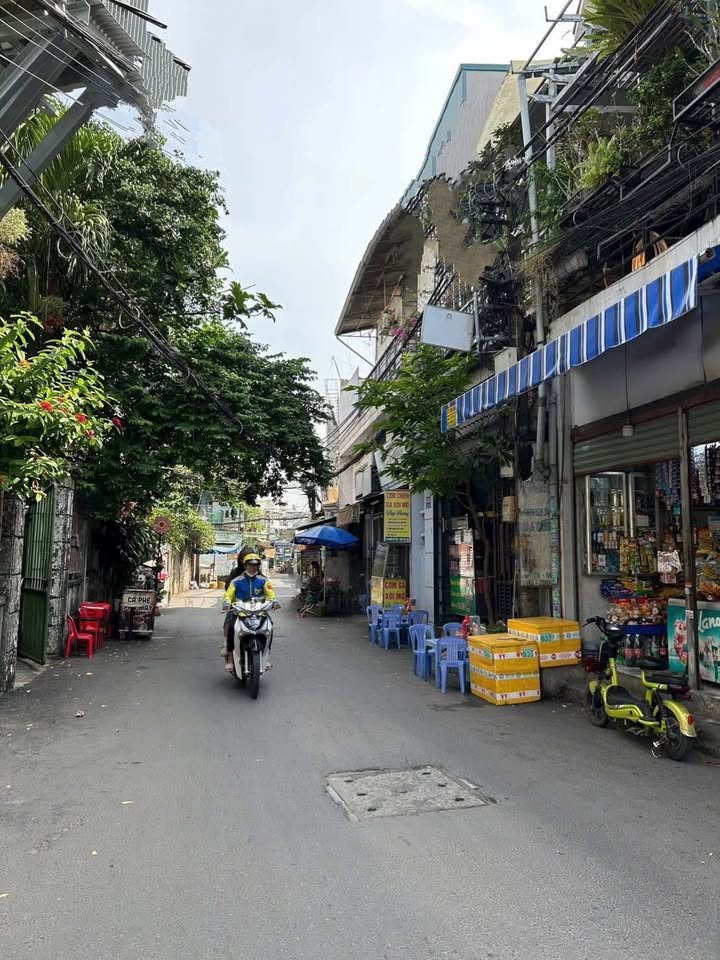 Dãy trọ Phước Long B 66m² giá 4.8 tỷ - Cơ hội đầu tư sinh lời cao!