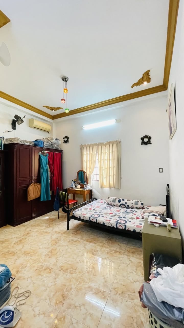 Nhà đẹp quận 3 80m² giá 14.5 tỷ - Hẻm xe hơi, sát mặt tiền Lê Văn Sỹ!