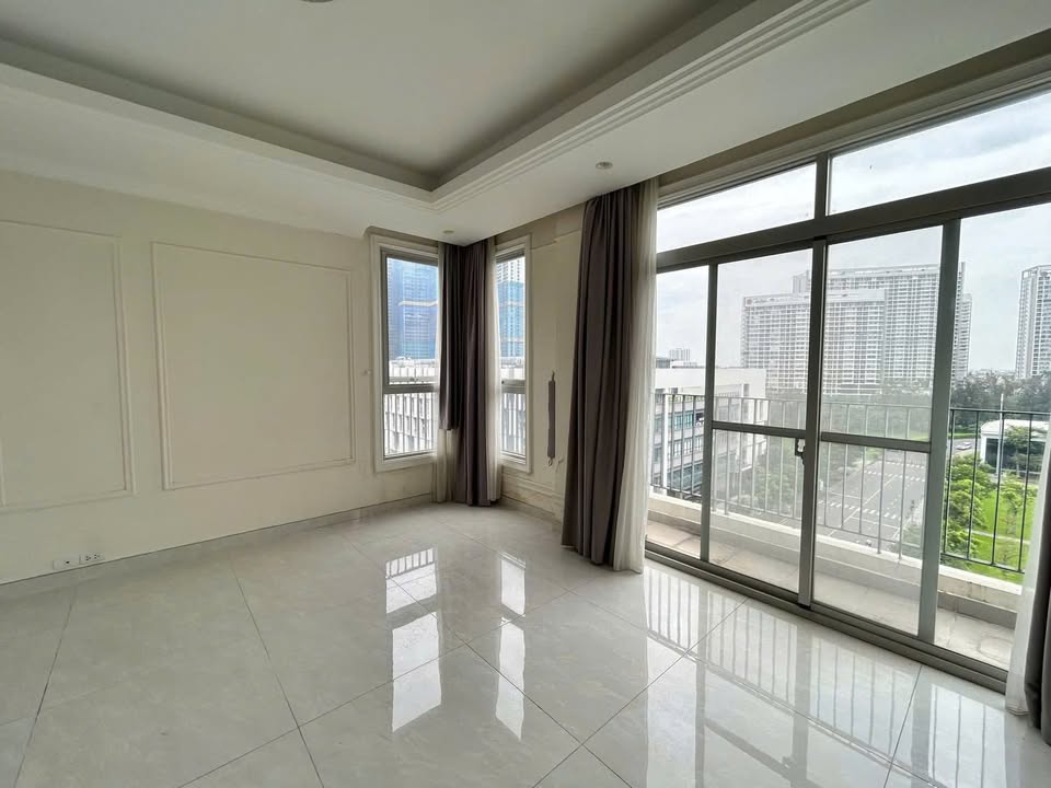 Penthouse Star Hill - Phú Mỹ Hưng quận 7 244m² giá 20 tỷ - Căn góc view thoáng mát