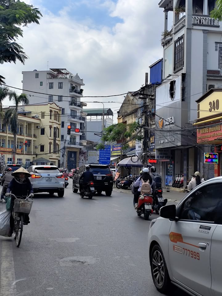 Nhà mặt đường Lê Lợi, Ngô Quyền, Hải Phòng 90m² - Vị trí đắc địa, giá thỏa thuận!