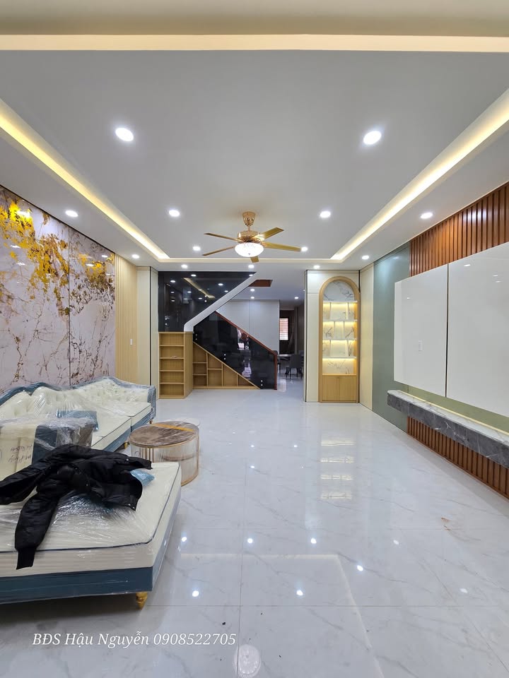 Nhà đẹp Hòa Xuân Đà Nẵng 120m² giá 7 tỷ - Khu dân cư đông đúc!