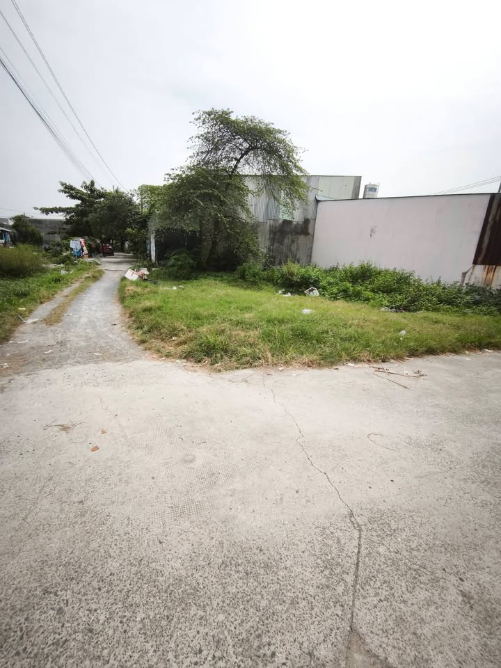 Đất nền mặt tiền Dương Công Khi, Tân Thới Nhì 64m² giá 2.5 tỷ - Lô góc 2 mặt tiền thoáng đãng!