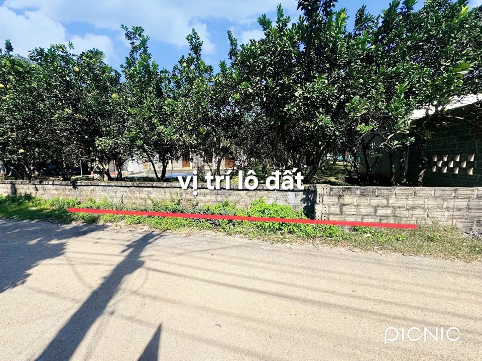 Đất Farm Đoàn Kết Yên Thủy 302m² giá 300 triệu - Đầu tư sinh lời cao!