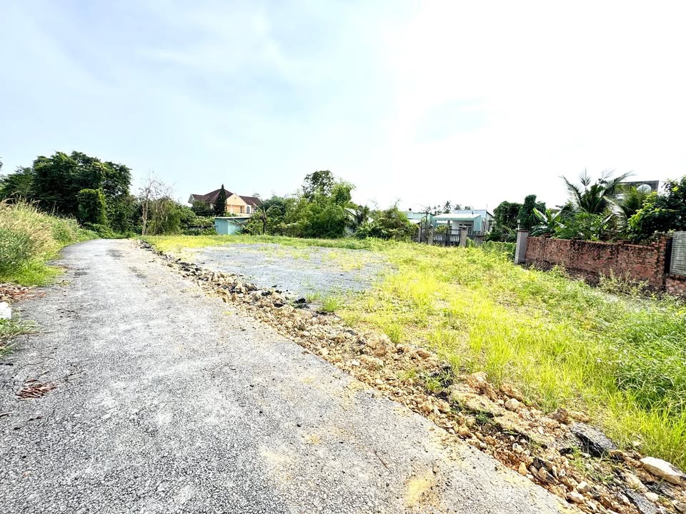 Đất nền Phường Bửu Hòa, Biên Hòa 60m² giá 1.6 tỷ - Sổ riêng thổ cư 100%!