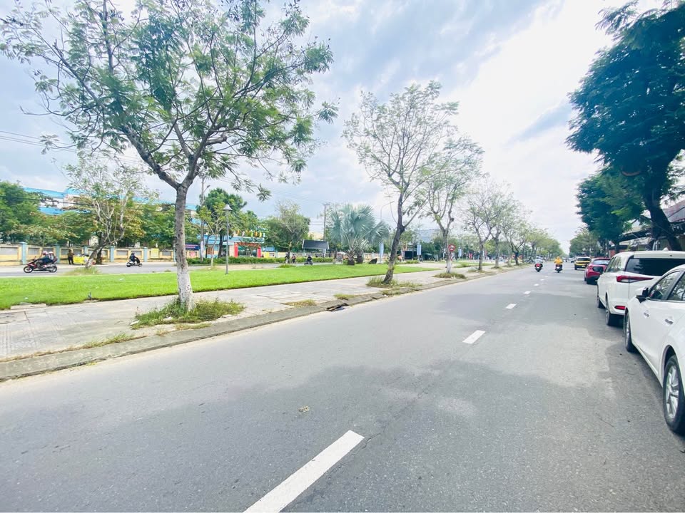 Đất nền đường Bắc Sơn, quận Cẩm Lệ, 200m² - Vị trí đẹp, thuận tiện kinh doanh!