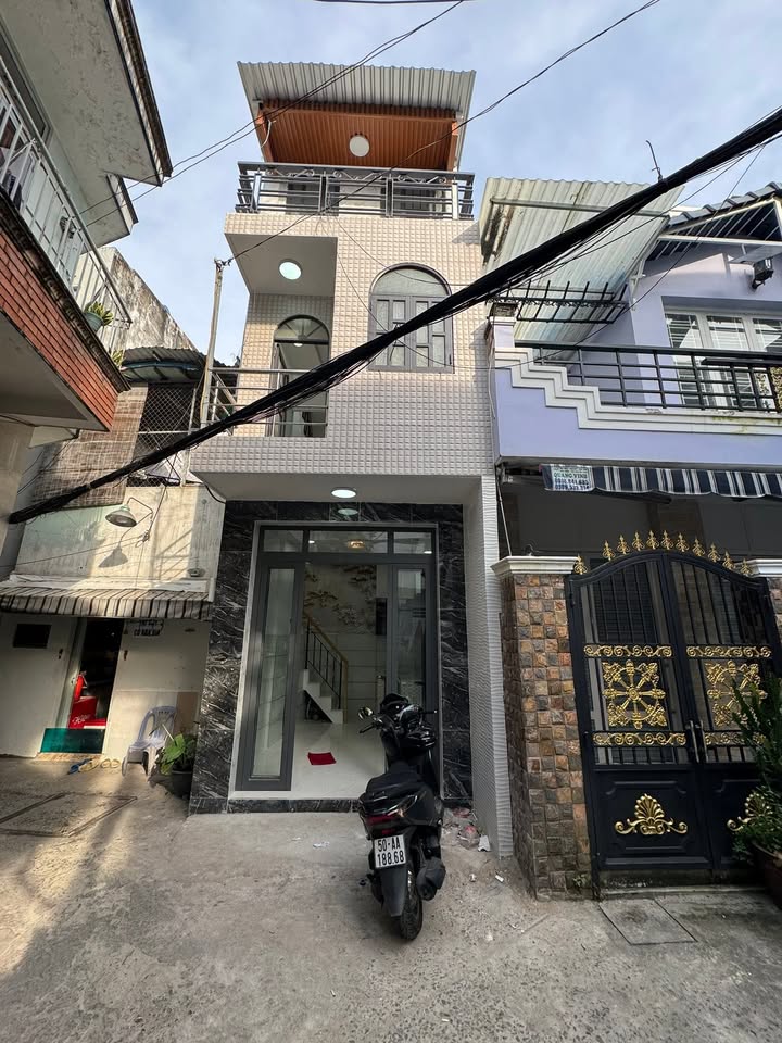 Nhà hẻm Hậu Giang, Quận 6 - 15m² giá 2.85 tỷ - Chỉ việc dọn vào ở ngay!