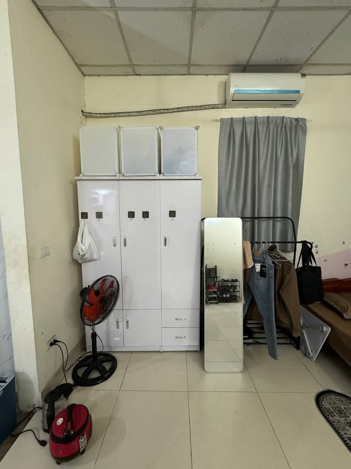 Phòng cho thuê ngõ 123 Bằng Liệt, 28m² giá 2.8 triệu - Không gian sống tiện nghi!