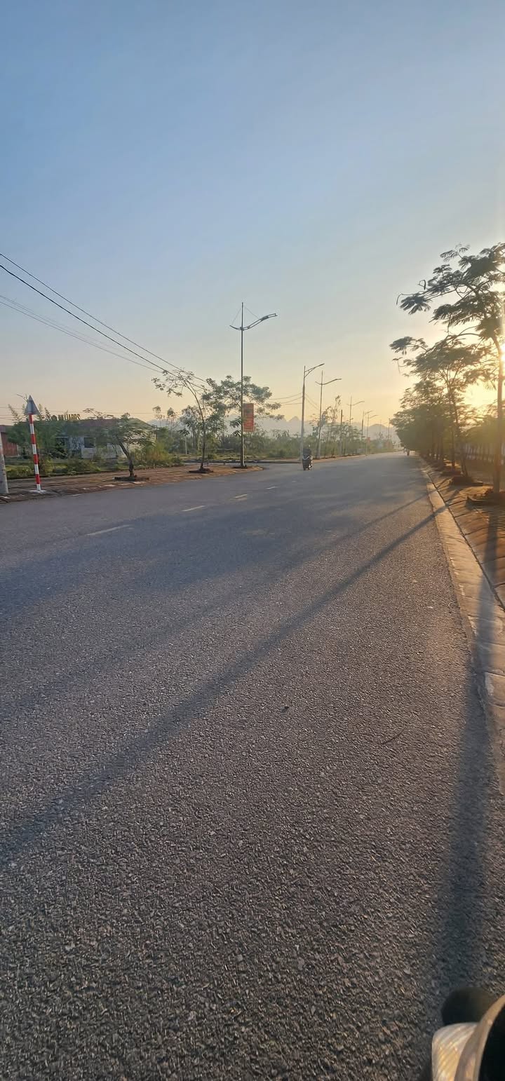 Đất mặt đường Trần Hưng Đạo, phường Quế, 117m² - Vị trí kinh doanh lý tưởng!