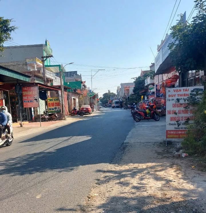 Bán FrontHouse Thái Thịnh 106m² giá 2 tỷ - Khu kinh doanh sầm uất!