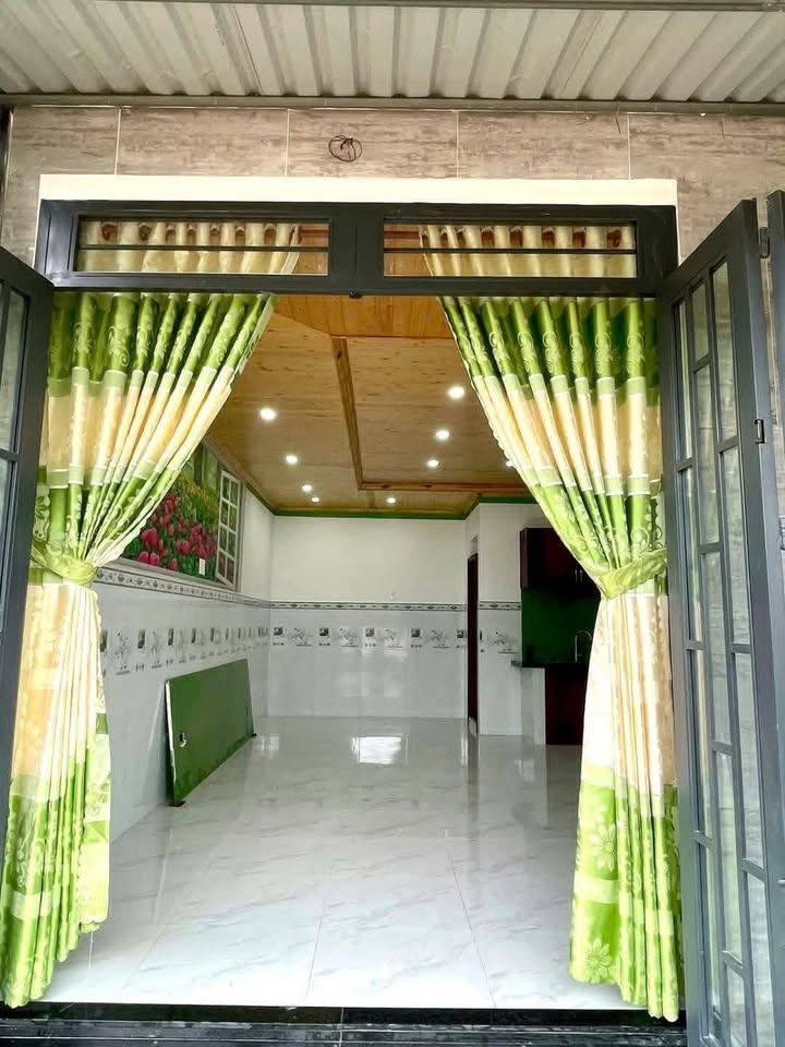 Nhà Bà Điểm Hóc Môn 40m² giá 1.75 tỷ - Pháp lý sổ hồng chính chủ!