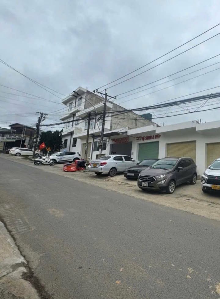 Đất liên kế MT Ngô Thị Sỹ, Đà Lạt 135.62m² giá 8 tỷ - Cơ hội đầu tư hấp dẫn!