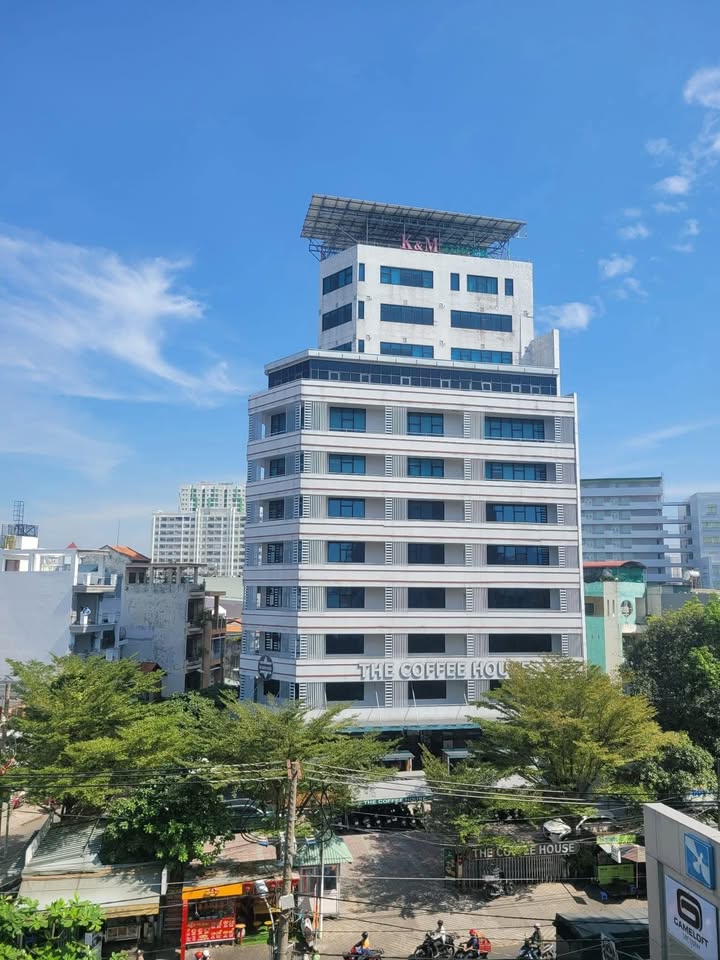 FrontHouse 2 mặt tiền 552.8m² tại 33 Ung Văn Khiêm, Bình Thạnh - Đầu tư sinh lời cao!