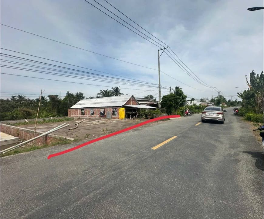 Đất nền mặt tiền Quốc lộ 57 Hòa Nghĩa Chợ Lách 200m² giá 1.35 tỷ - Sổ đỏ chính chủ!