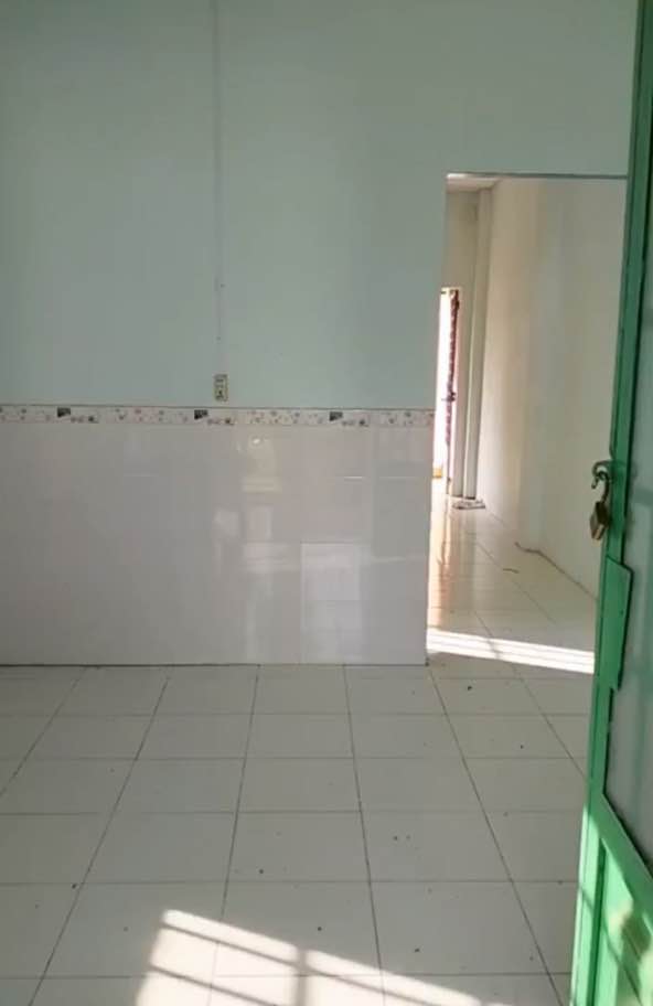 Nhà bán hẻm 20 Ngô Quyền, Trường Tây, Hòa Thành, Tây Ninh 108m² - Giá chỉ 470 triệu!