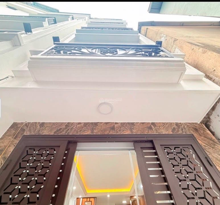 Nhà nguyên căn Mễ Trì 45m² giá thuê 14 triệu - Thiết kế thông minh, đầy đủ nội thất!