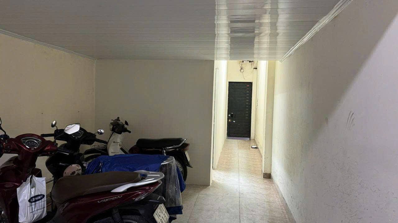 Mặt bằng kinh doanh cho thuê tại Thái Thịnh, Đống Đa 30m² - Giá chỉ 7.5 triệu