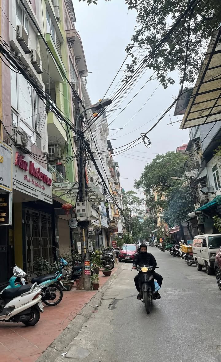 Nhà nguyên căn Mễ Trì 44m² giá 13.5 triệu - Thiết kế thông minh, phù hợp mọi nhu cầu!