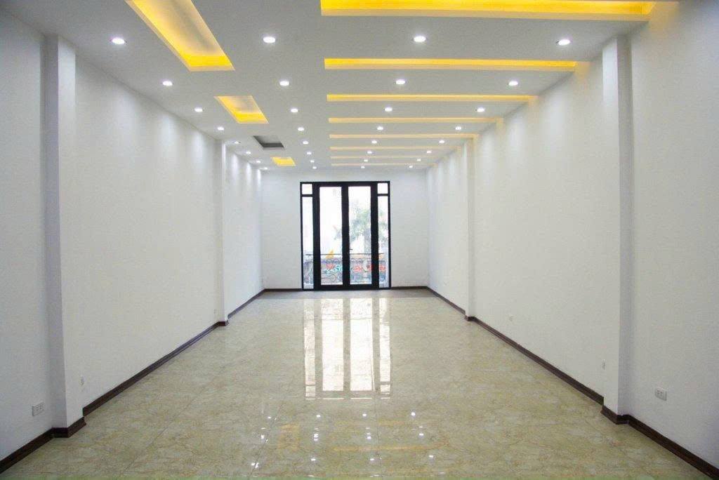 Cho thuê văn phòng tại ngõ 126 Hoàng Văn Thái 100m² - Nhà mới, giá tốt!