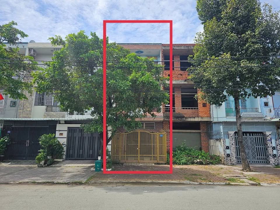 Nhà mặt tiền N4, Bửu Long, Biên Hòa 99m² giá 5.399 tỷ - Thiết kế hiện đại, chính chủ!