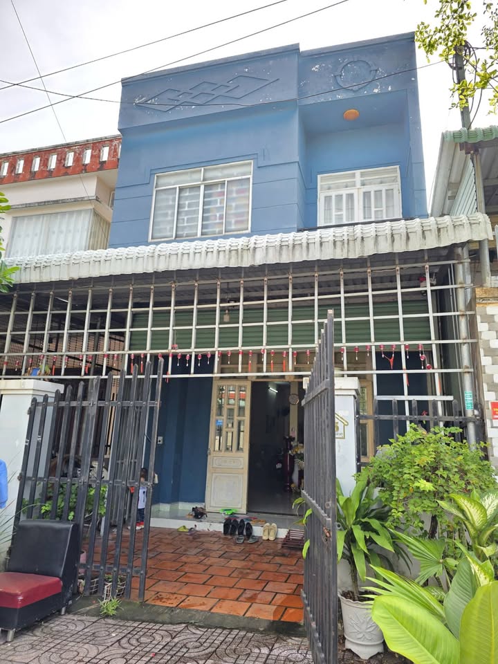 Nhà 1 Trệt 1 Lầu 105m² Tại Tân Bình, Dĩ An - Giá Tốt 4.4 Tỷ!